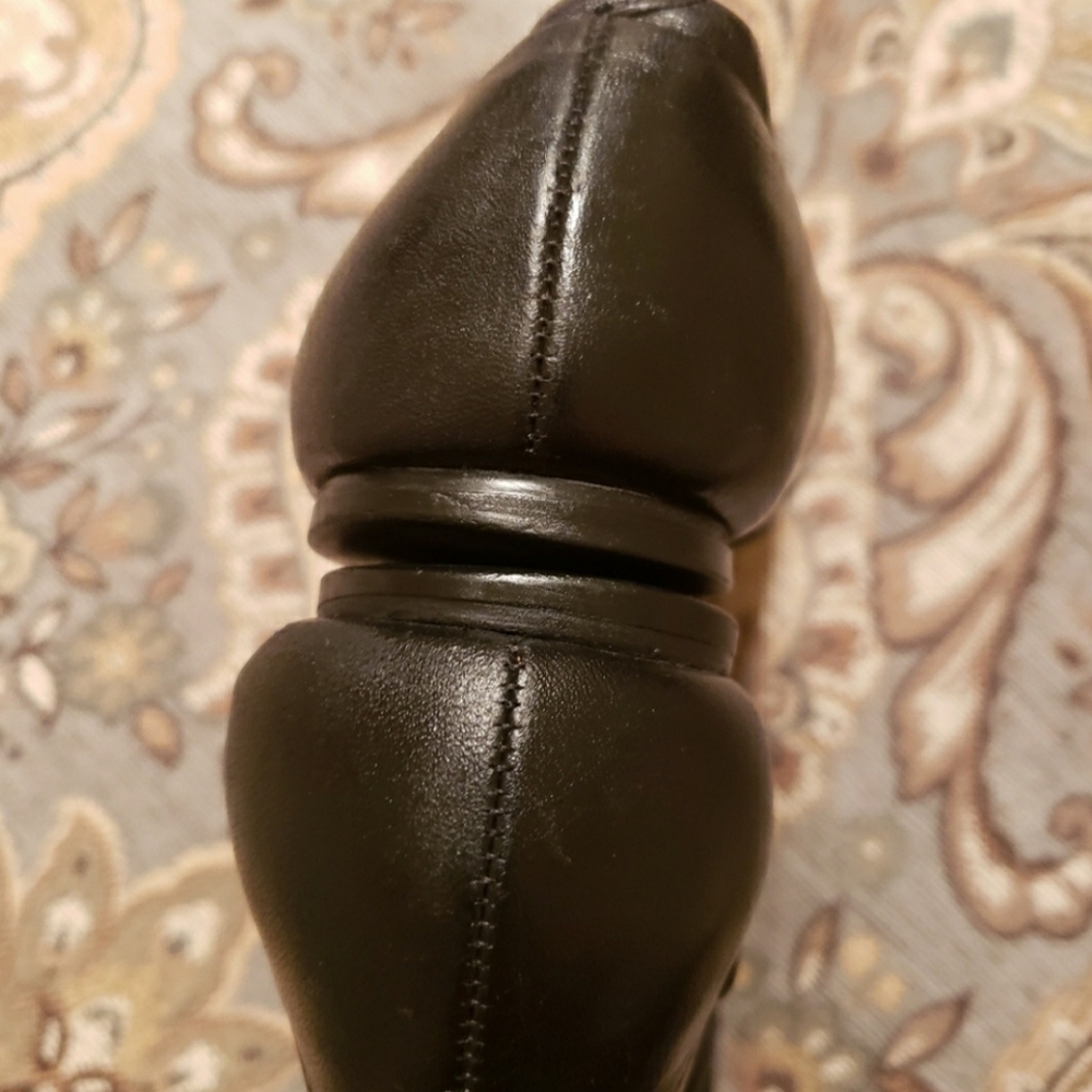 Tory Burch Flats - Picture 6 of 8